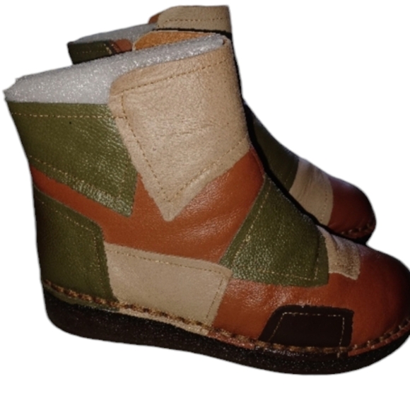 Booties - Picture 5 of 6